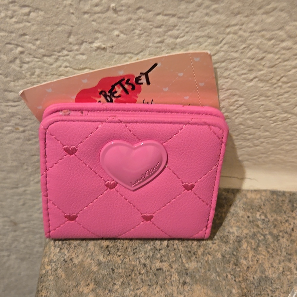 Betsey Johnson Pink Heart Quilted Wallet Nwt